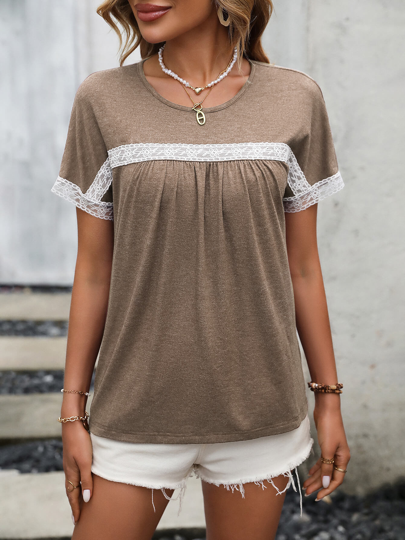 Ivy Lane Contrast Round Neck Short Sleeve Tee